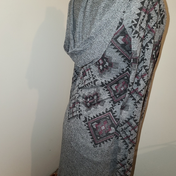 Cardigan - Picture 3 of 4